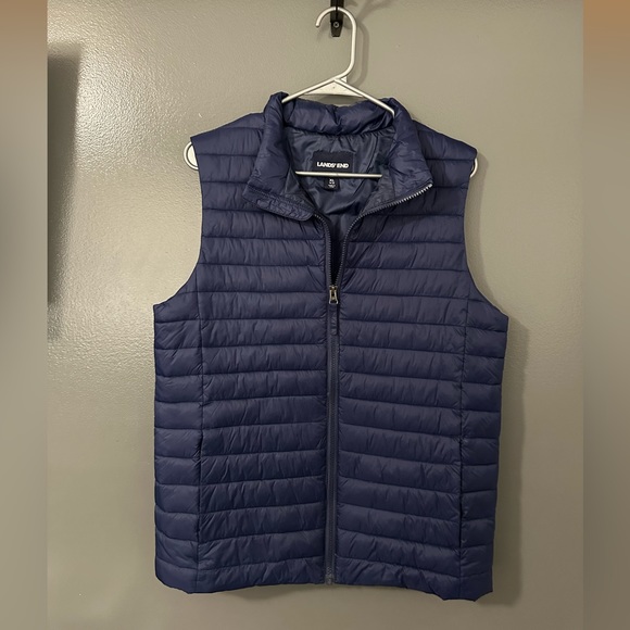 Lands’ End Youth Vest - Picture 1 of 6